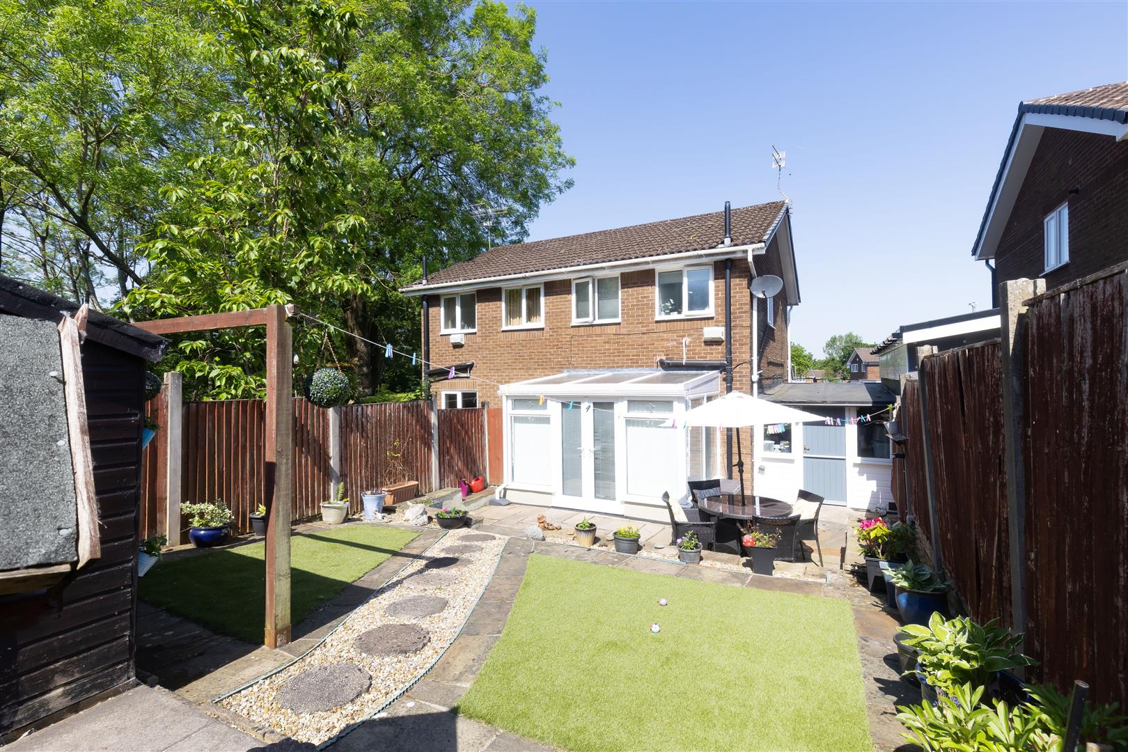 2 bed property in Maypark, Preston